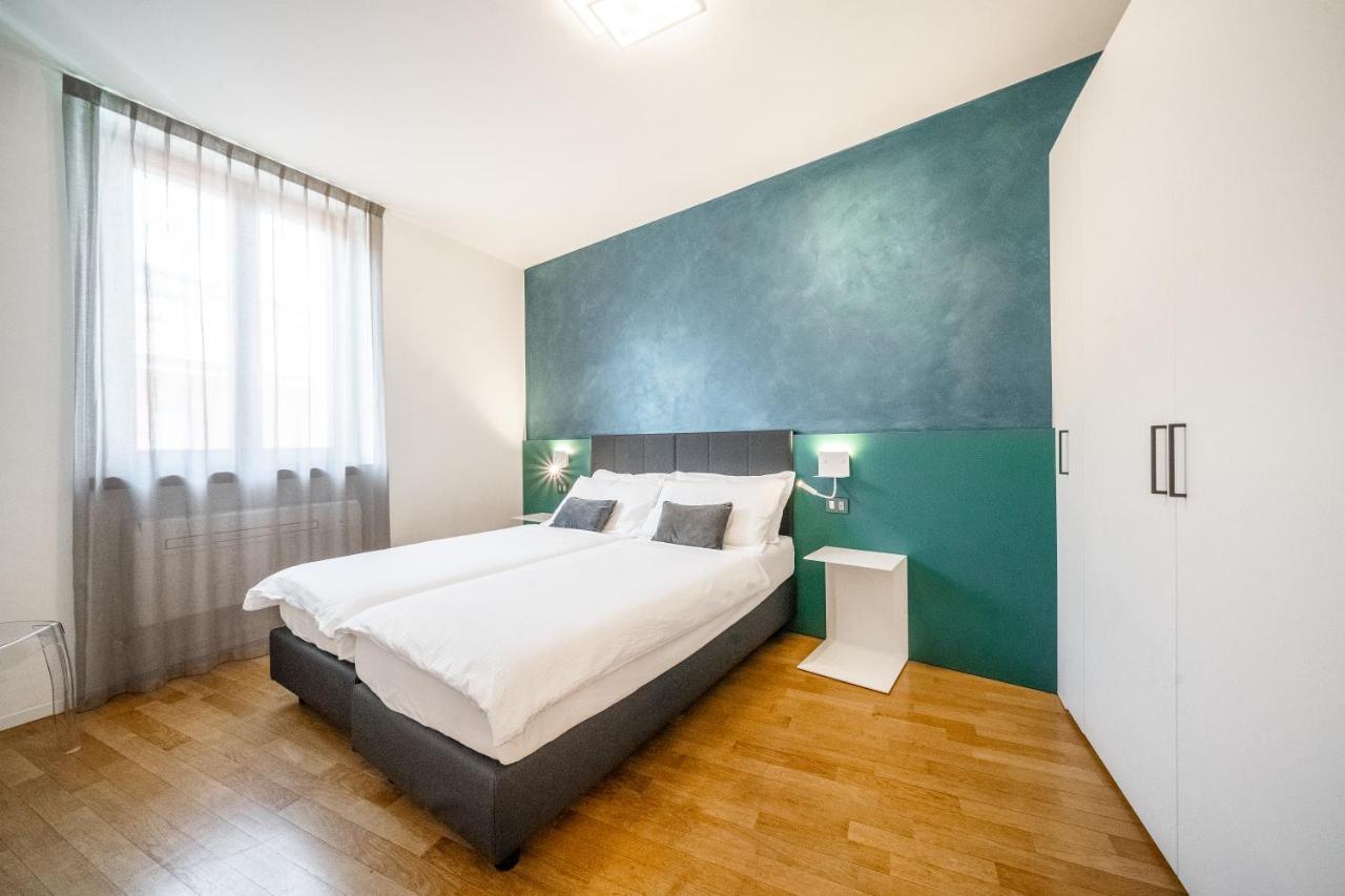 Appartamenti Vasco Renna Surf Center Torbole Sul Garda Exteriör bild
